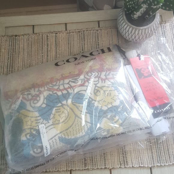 Coach Keith Hearing Academy Pouch - Picture 12 of 12